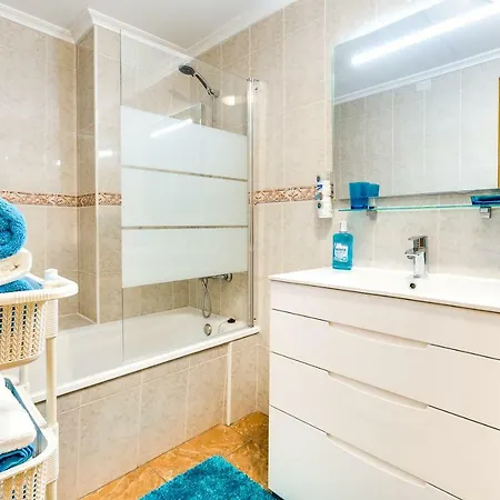 O&y - Del Cura Apartment