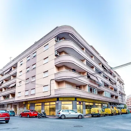 O&y - Del Cura Apartment